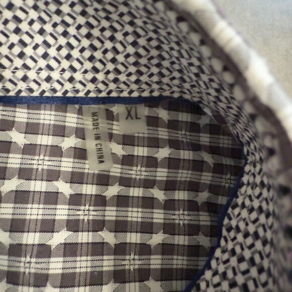 Bugatchi Shapped-Fit Mens Shirt - Picture 5 of 10